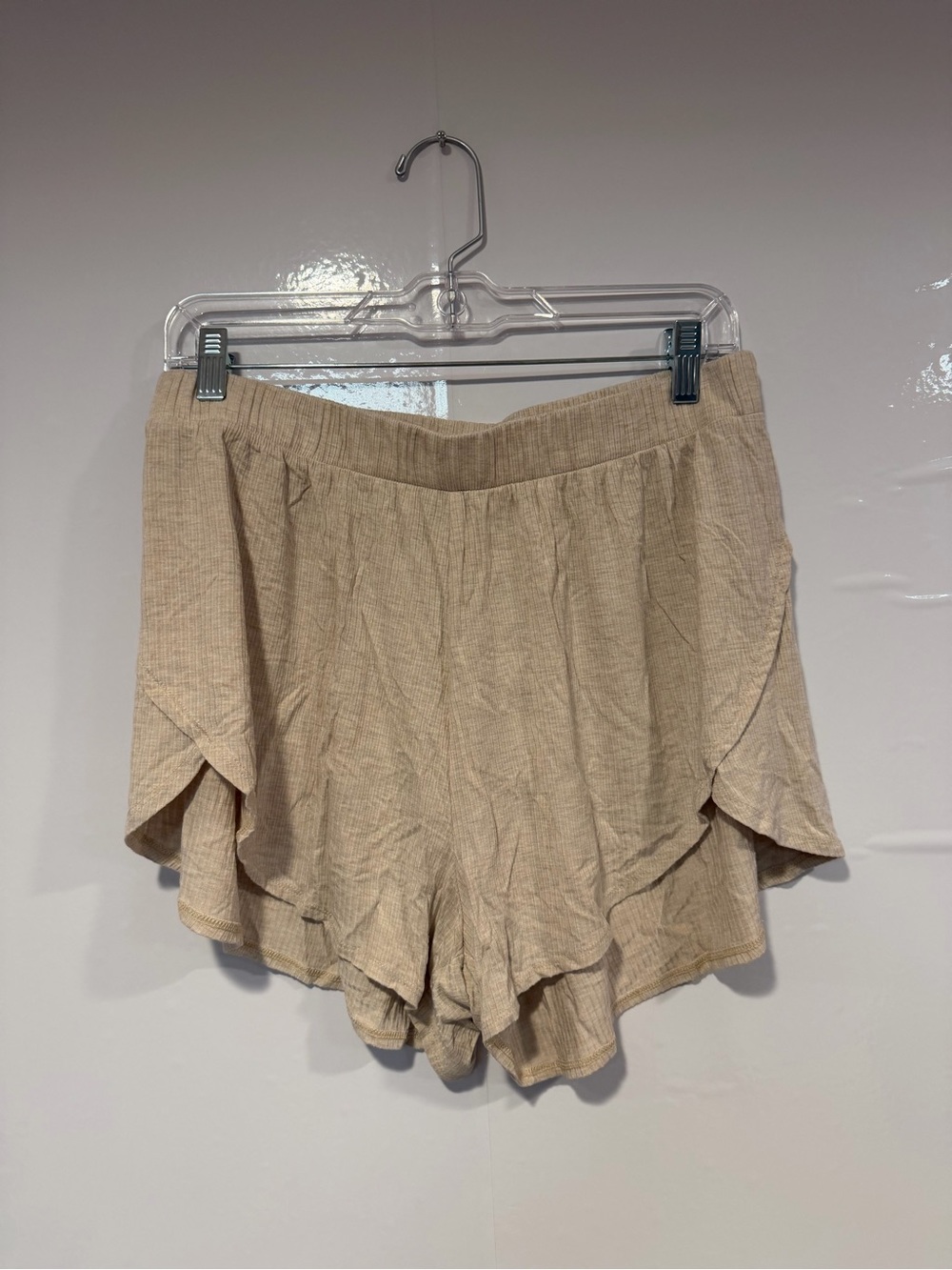 Old Navy Sunday Sleep Ruffle Hem Shorts Light Beige Tan Womens Medium